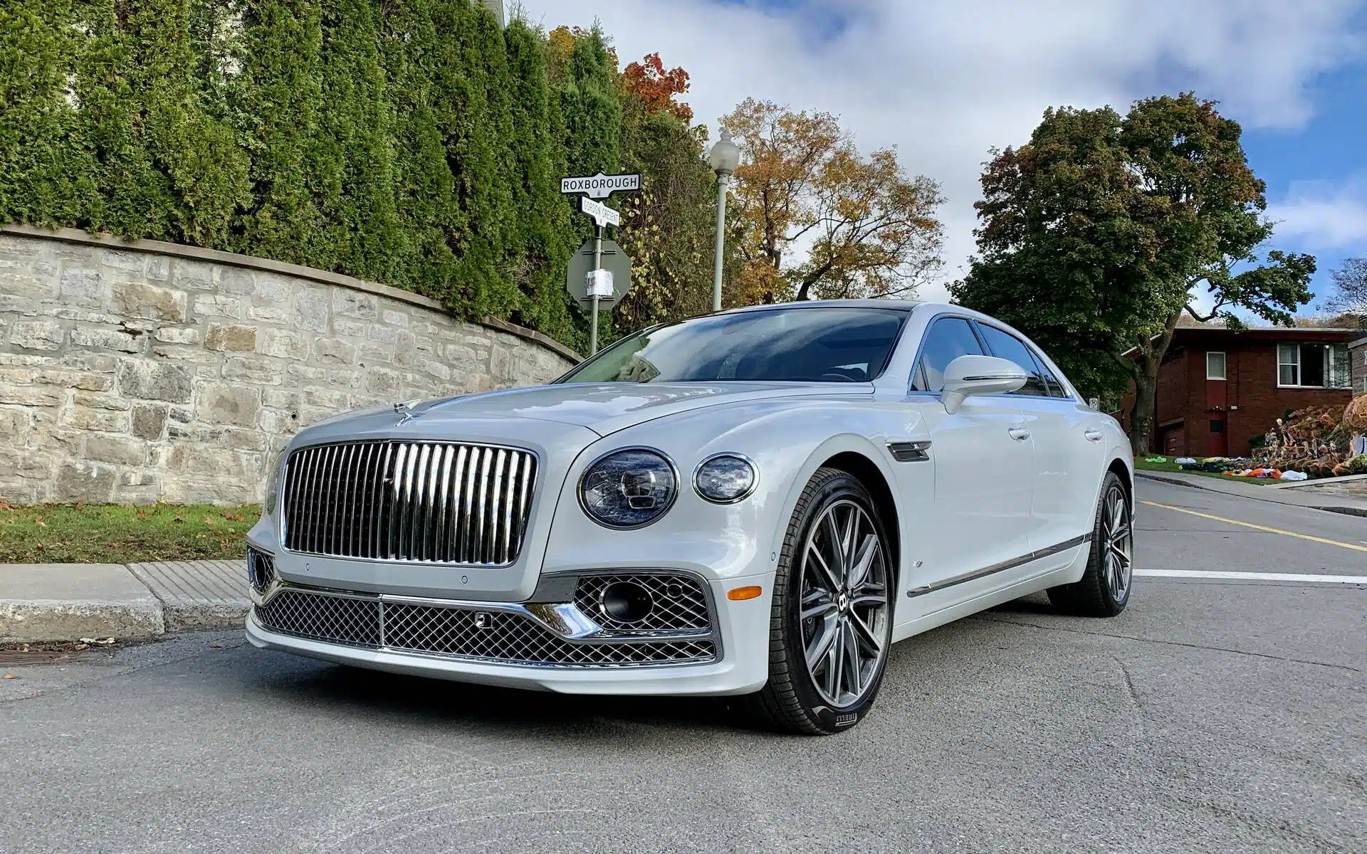 Le fascinant univers des voitures Bentley luxe, performance et histoire